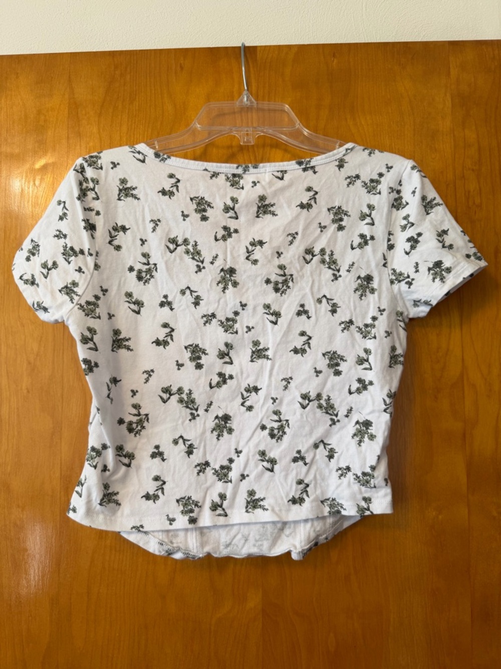 Ultra Flirt White Scoop Neck Crop Top with Green Floral Print Size S - Picture 4 of 4